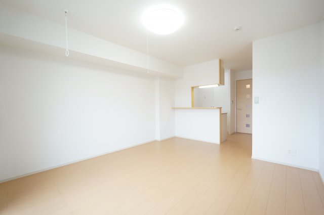 居室・リビング　※同タイプの写真です。