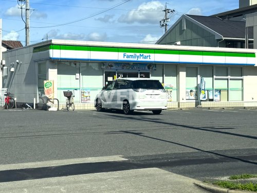 コンビニ　ファミリーマート 熱田波寄町店（コンビニ）まで506m