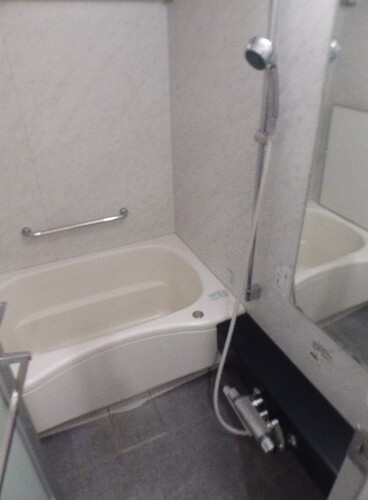 バス・シャワールーム　浴室　※前回募集時2021年11月の写真