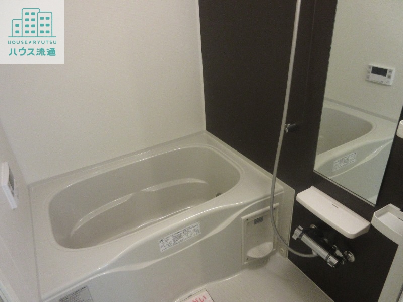 バス・シャワールーム　※別号室の写真です