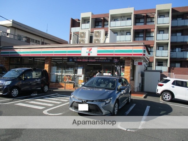 コンビニ　セブンイレブン（コンビニ）まで200m