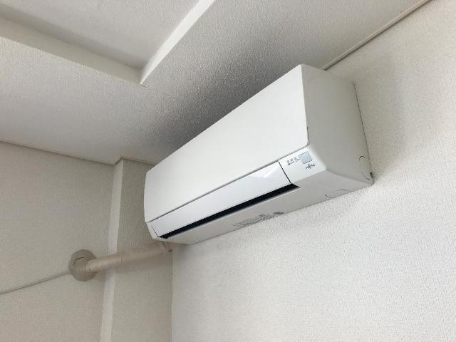その他設備　エアコン（リビング）