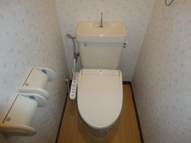 トイレ　シャワー付トイレ