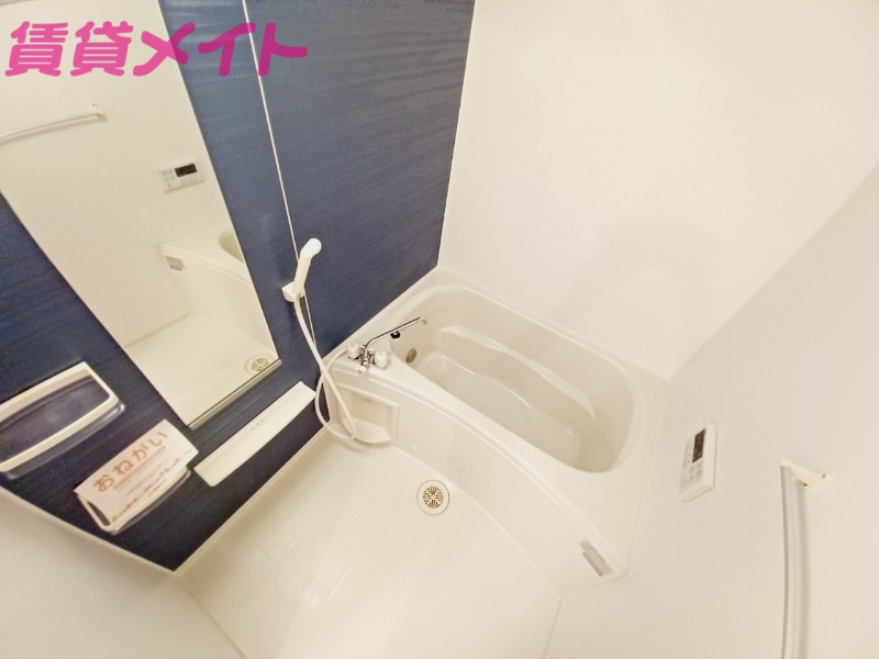 バス・シャワールーム　同型参考写真