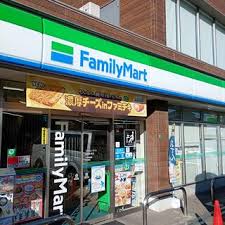 コンビニ　ファミリーマート 新喜多東店（コンビニ）まで191m