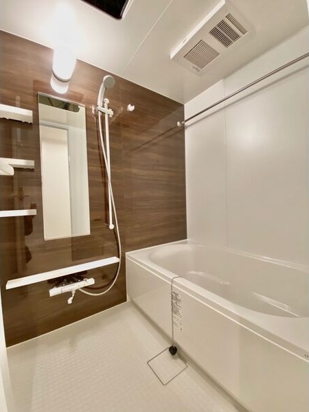 バス・シャワールーム