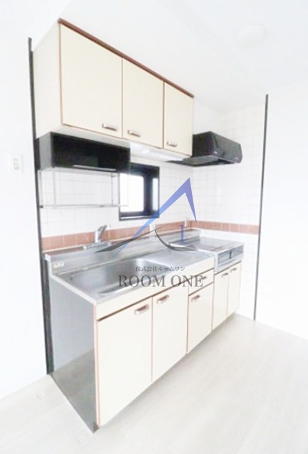 キッチン　キッチンです。