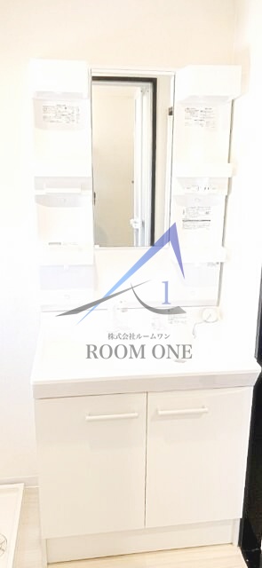 洗面設備　洗面台です。