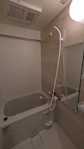 バス・シャワールーム　初期費用分割可★ご希望の場所まで無料送迎サービス付♪