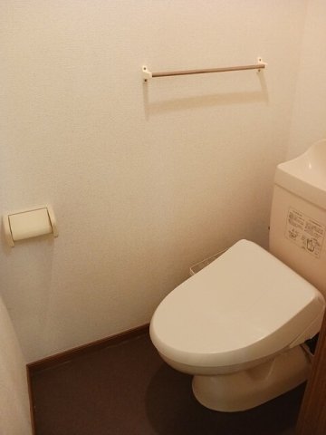 トイレ　ゆったりとした空間のトイレです