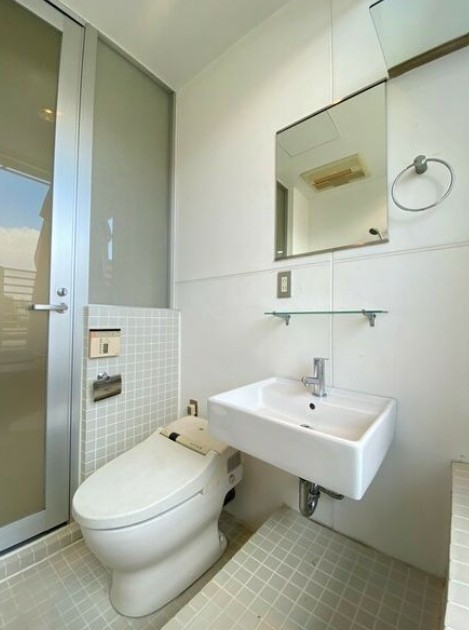 U residence 弁天町のトイレ写真