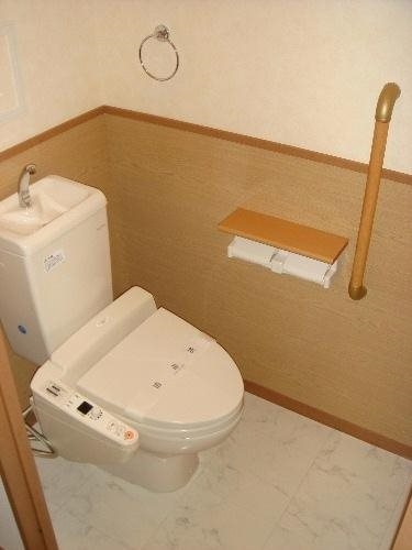 トイレ　別号室