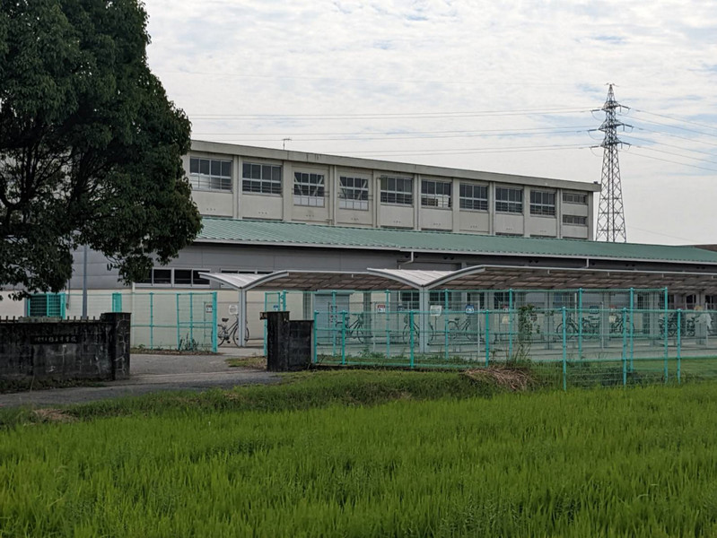 中学校　旭丘中学校（中学校）まで1851m