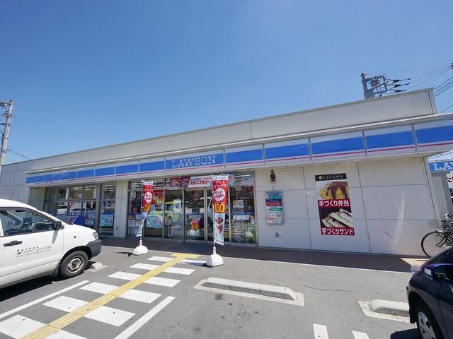 コンビニ　ローソン入間上藤沢店（コンビニ）まで212m
