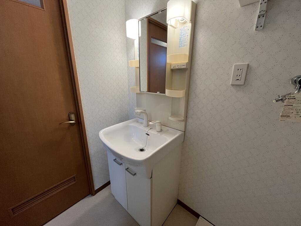 洗面設備　参考写真