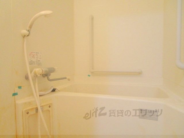 バス・シャワールーム　風呂