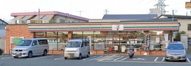 コンビニ　セブンイレブン 茨木郡店（コンビニ）まで536m
