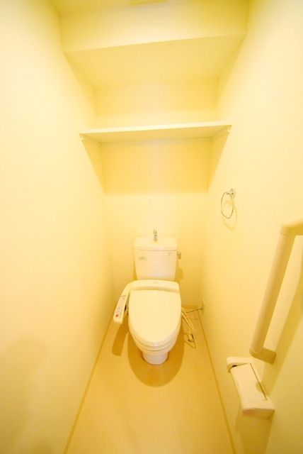 トイレ　★★快適なウォシュレット付き★★