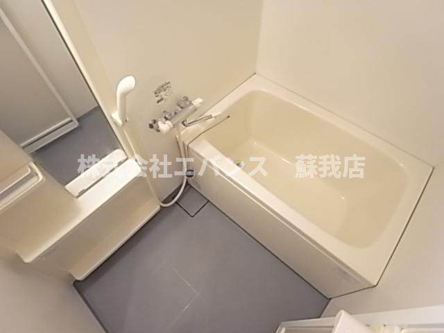 バス・シャワールーム　きれいなお風呂です