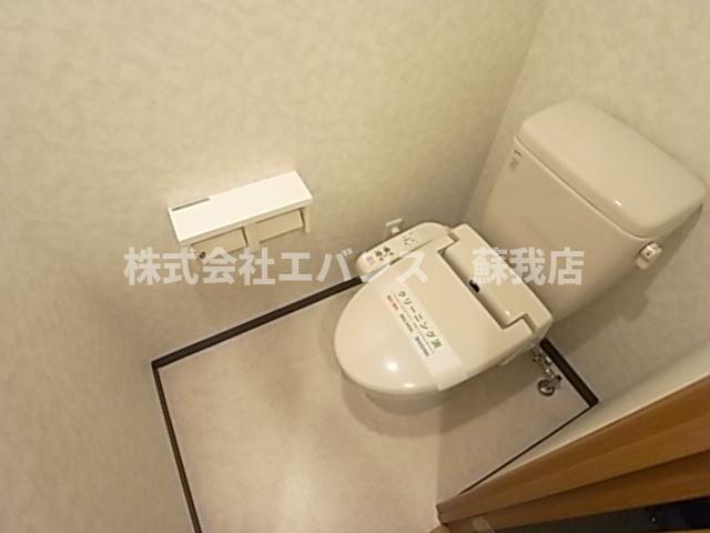 トイレ　落ち着いたトイレです