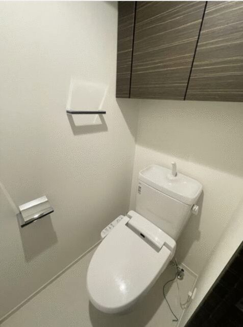 トイレ　（別タイプ参考写真）ヴァローレクオリタ池袋　豊島区池袋3