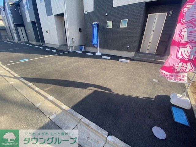 駐車場　駐車場