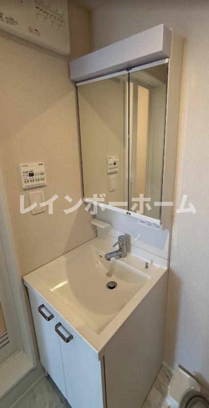 洗面設備　同施工。参考写真。