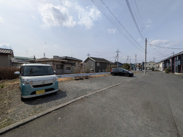 駐車場　敷地内駐車場