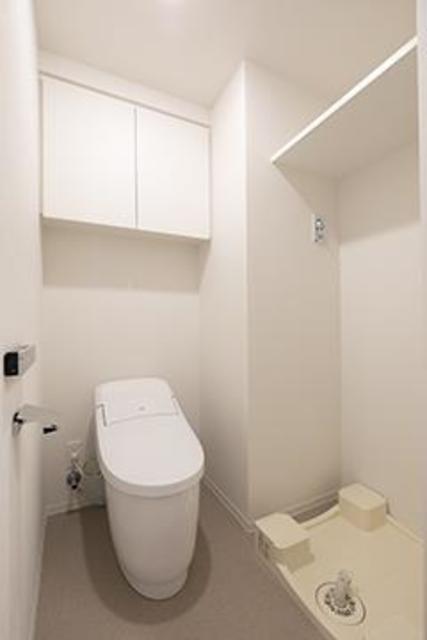 トイレ　※写真は同タイプ住戸です。
