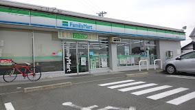 コンビニ　ファミリーマート　豊橋西幸町店（コンビニ）まで293m