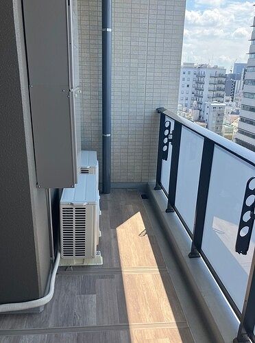 バルコニー