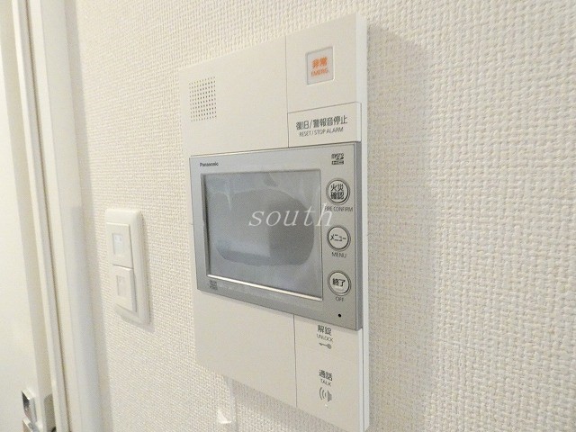 セキュリティ　お部屋により室内カラーが異なります