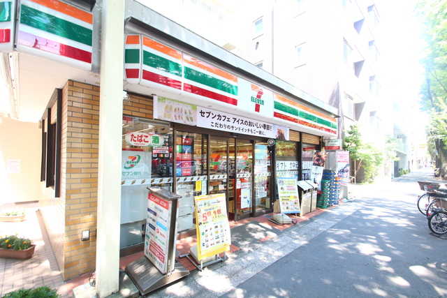 コンビニ　セブンイレブン世田谷上北沢5丁目店（コンビニ）まで1073m