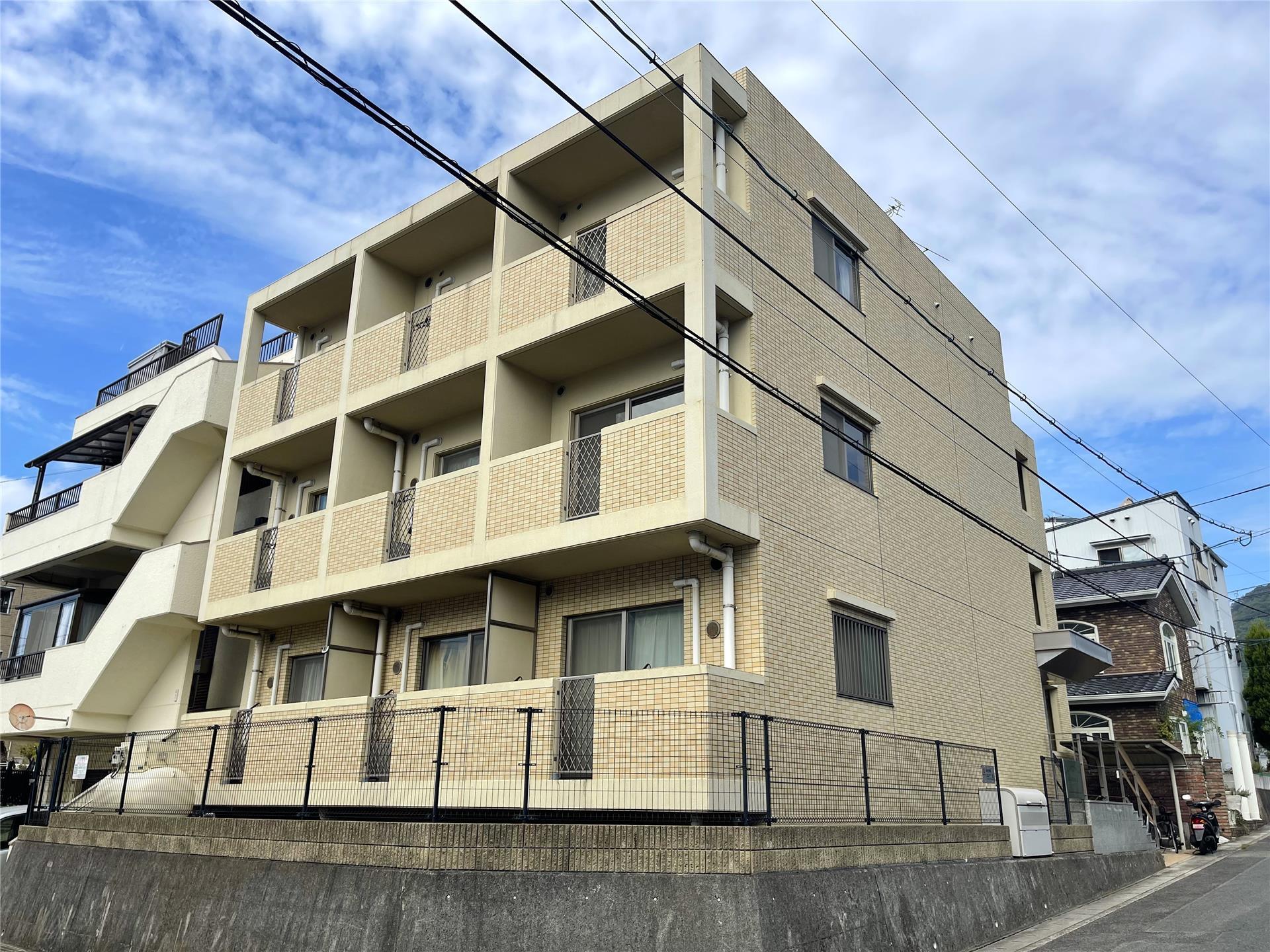 建物外観　2005年築　ボナールKI