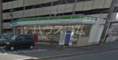 コンビニ　ファミリーマート南福岡元町２丁目店（コンビニ）まで87m