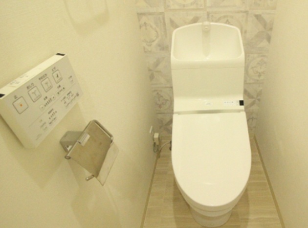 トイレ　※同施工会社のイメージ写真※