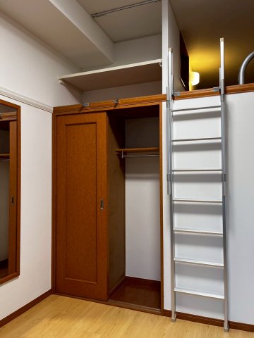 収納　※写真は別部屋です