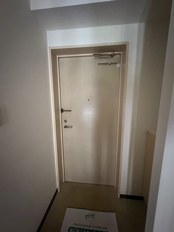 玄関　別号室