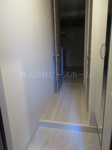玄関　※別号室参考写真