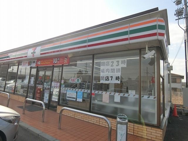 コンビニ　セブン-イレブン 安八町東結店（コンビニ）まで800m