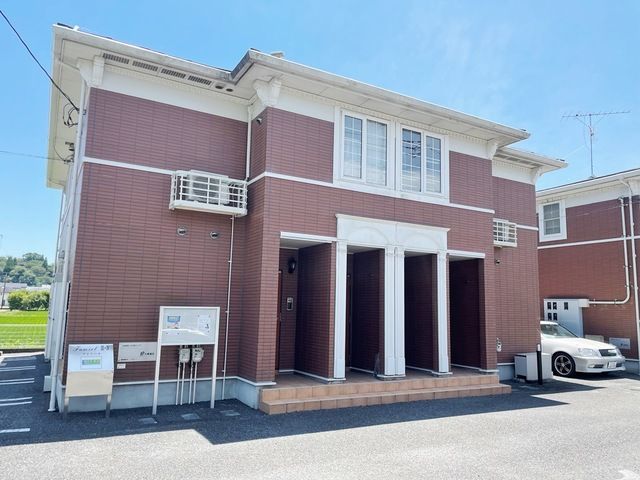 建物外観　全4世帯で全住戸角部屋