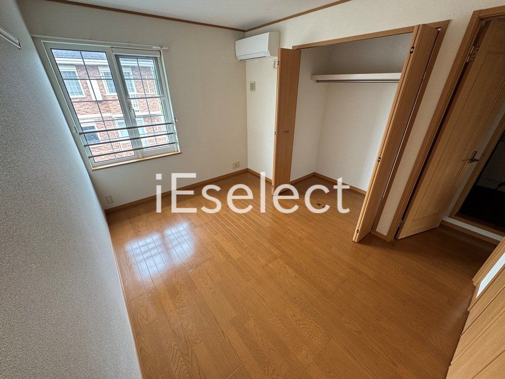 その他部屋・スペース　こちらの居室にもエアコンが付いています！