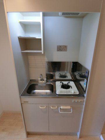 デュンケルブラウのキッチン写真