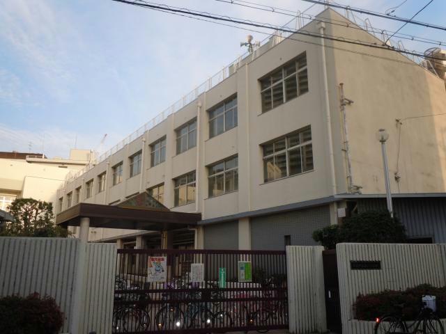 小学校　大阪市立玉川小学校（小学校）まで241m
