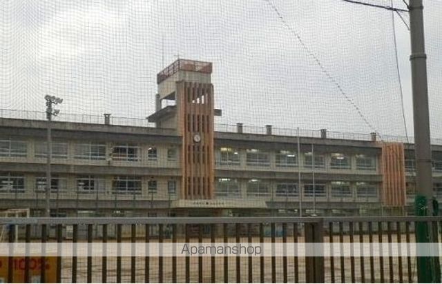 小学校　山本小学校（小学校）まで360m