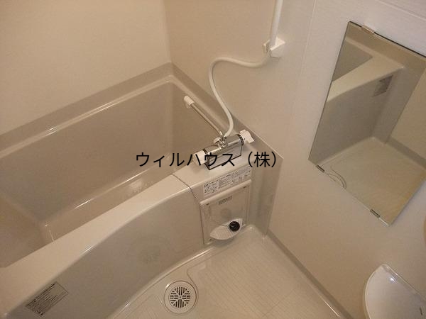 バス・シャワールーム　浴室乾燥機付き