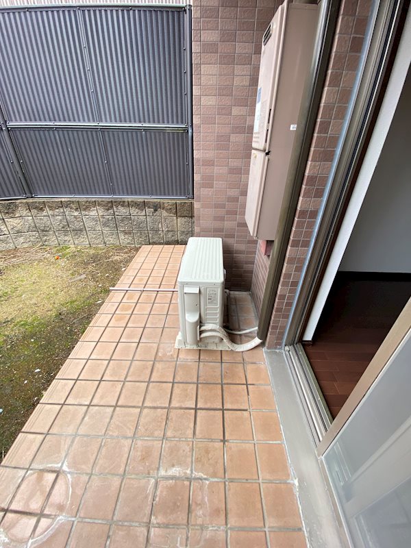 バルコニー　※同物件の違うお部屋の写真です