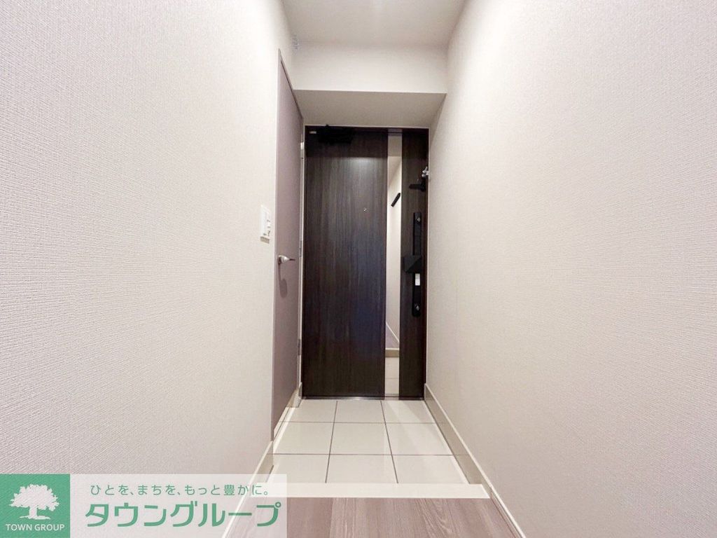玄関　お部屋探しは株式会社　タウンハウジング　までお気軽にお問合…