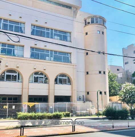 小学校　大正小学校（小学校）まで175m