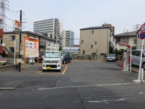 その他　駐車場（その他）まで482m
